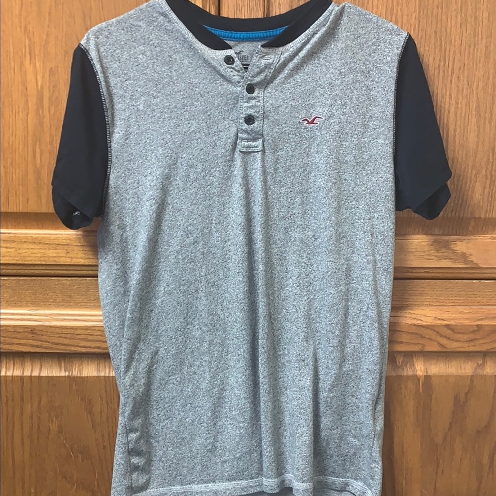Hollister T-shirt